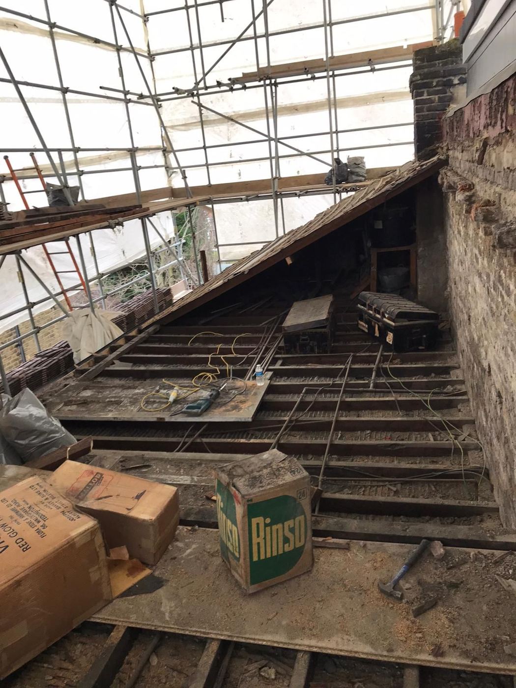 Clarendon Rd loft before